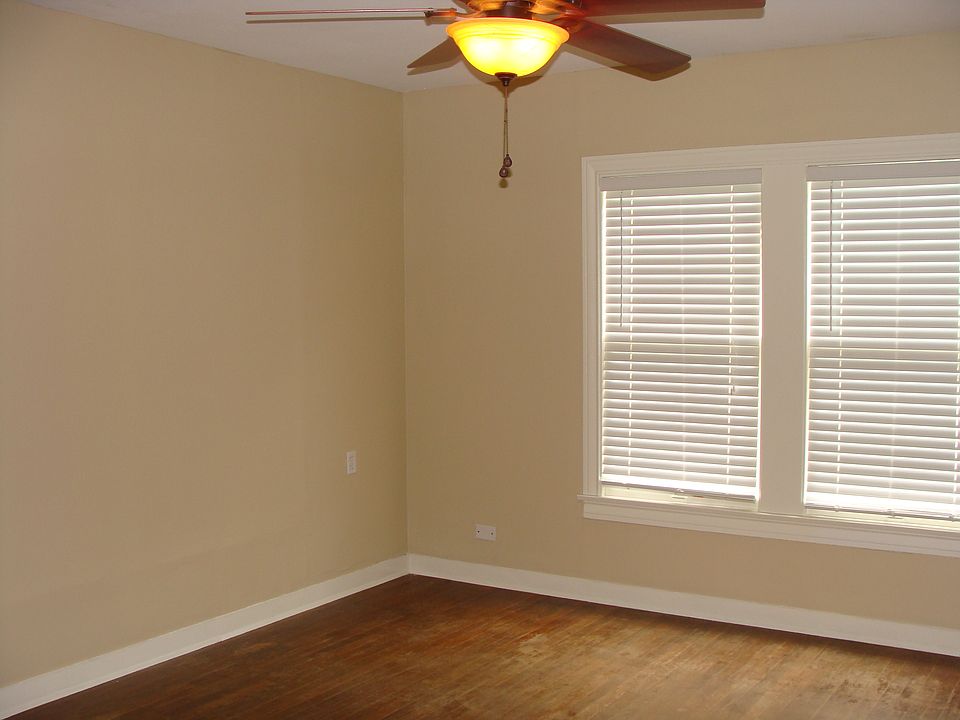 1st image of 714 W Franklin St