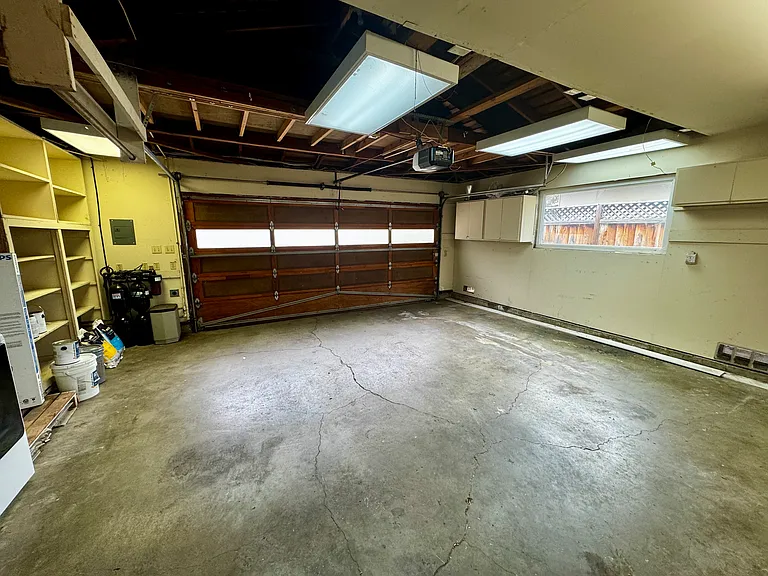 1405 Antonio Ln — Photo 17
