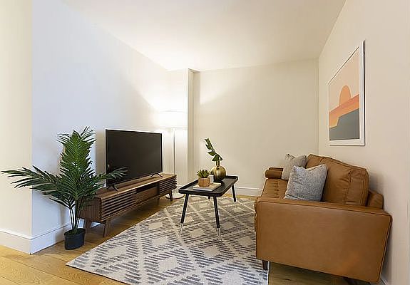 1st image of 230 E 44th St APT 2C