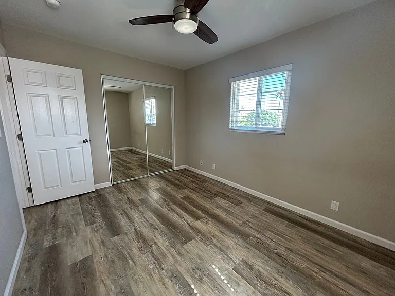 1149-1155 Felspar Street — Photo 26