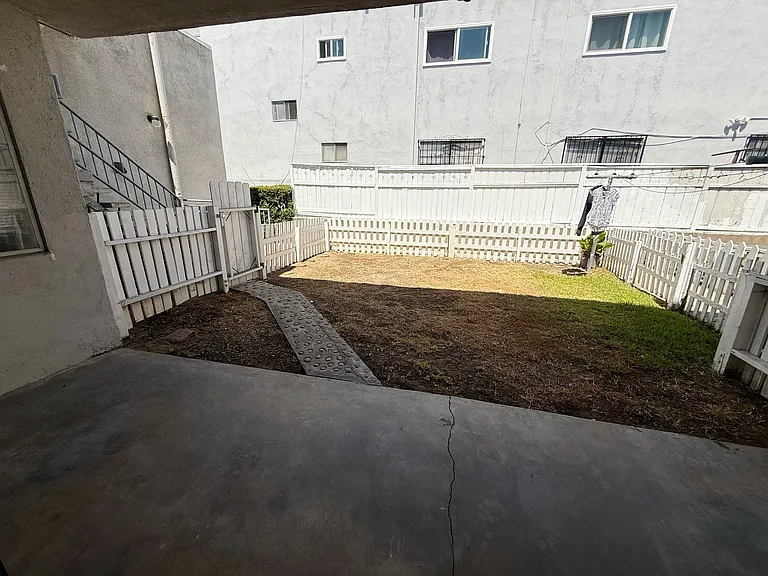 1581 College View Dr #2 — Photo 11