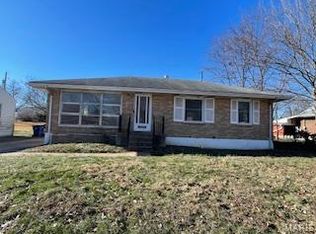 10356 Saint Matthew Ln, Saint Ann, MO