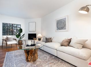17914 Magnolia Blvd UNIT 204, Encino, CA 91316