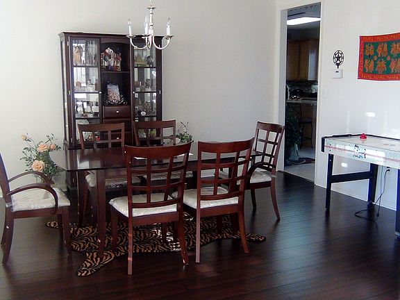 Formal Dining
