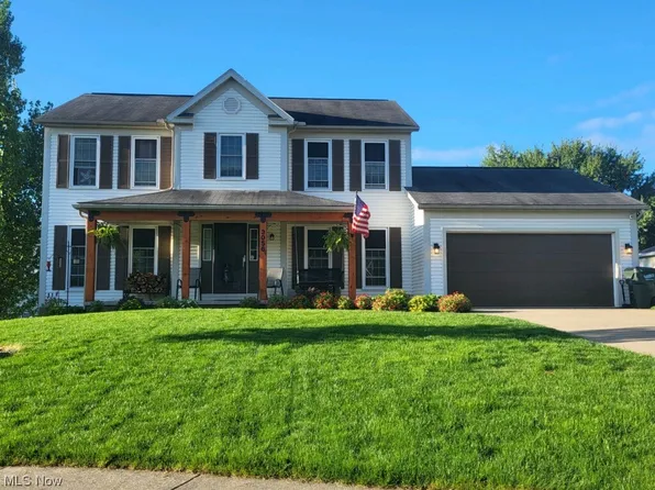 3056 Rockingham St NW, Uniontown, OH 44685