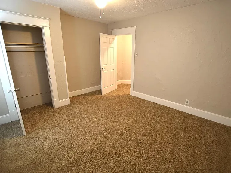 1529 Draper St — Photo 14