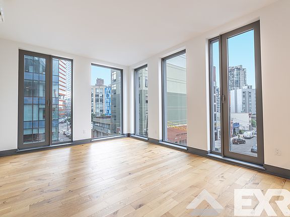3rd image of 42-22 27th St #314E
