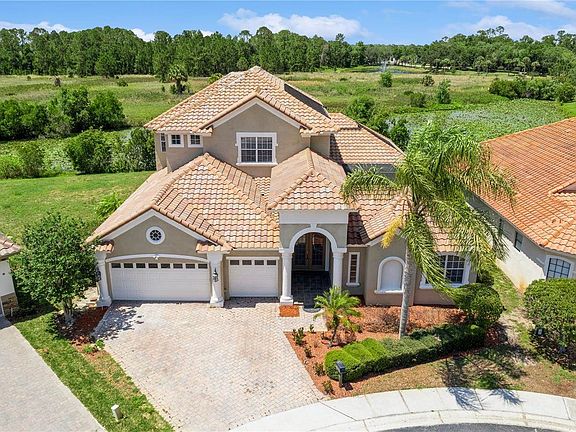 3rd image of 133 Harrington Ct
