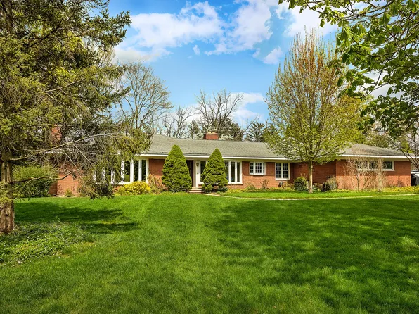 30585 Vernon Dr, Beverly Hills, MI 48025