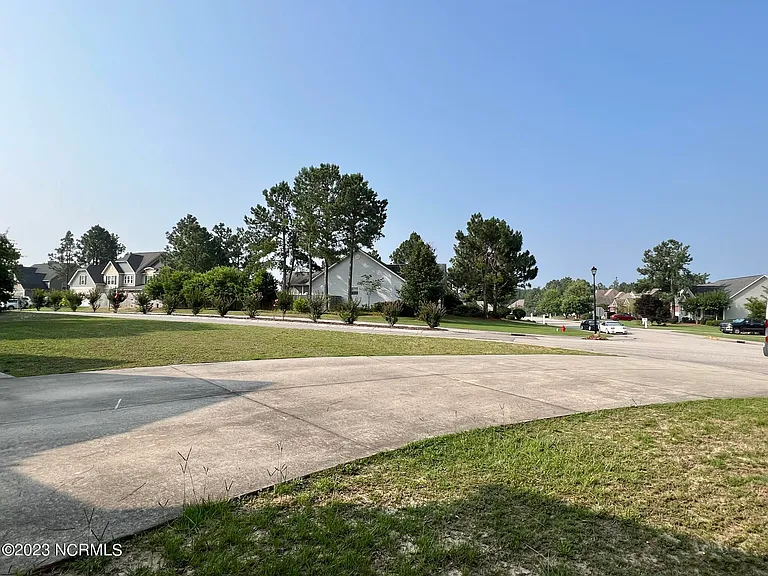 206 Sandy Springs Rd — Photo 5