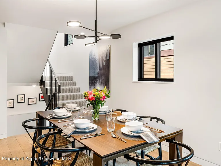 650 S Monarch St #7 — Photo 5