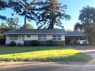 912 Lee Ave, Crystal Springs, MS, 39059