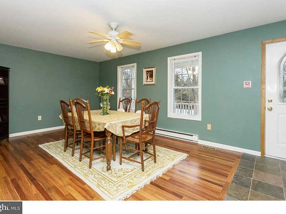 5th image of 34 Kristin Cir