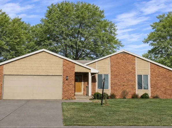 248 Fox Trail Dr, Bourbonnais, IL 60914