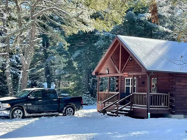 560 Nut Cracker Rd, Clarington, PA 15828