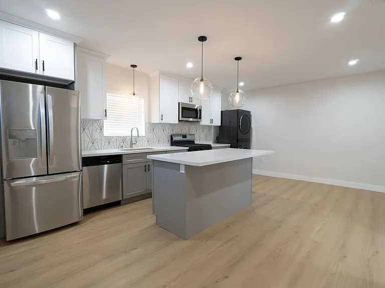 331 S Vallejo Way #C — Photo 2