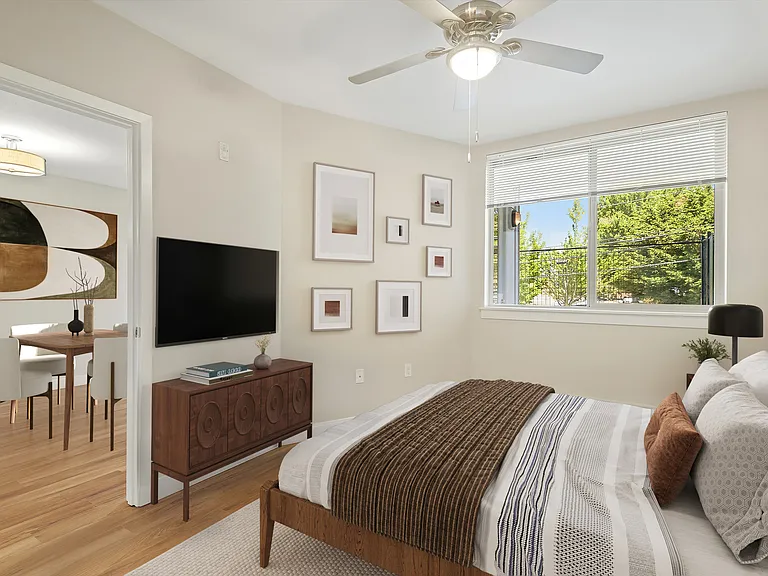 The Pacifica Apartments — Photo 16