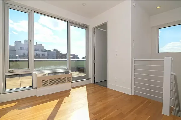 Rented by Brick&Mortar | media 20
