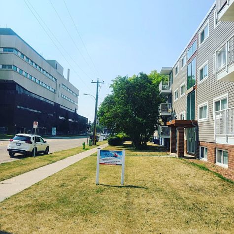 1st image of 5104 43rd St