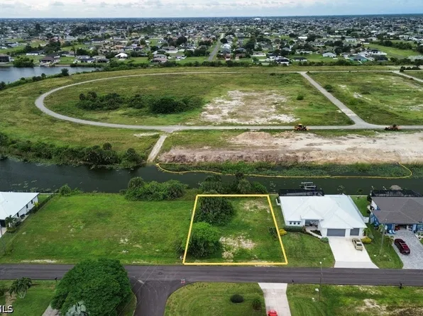 2118 NE 13th Ave, Cape Coral, FL 33909