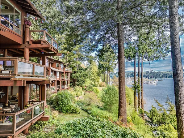 111 N Bay Lane #1, Port Ludlow, WA 98365