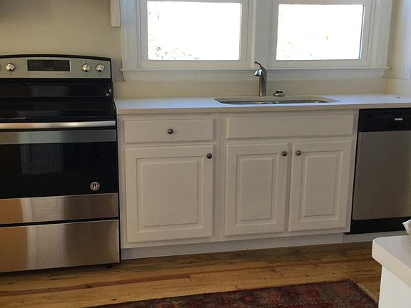 3rd image of 1 N Garden Cir