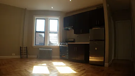 Rented by Uptown Flats LLC