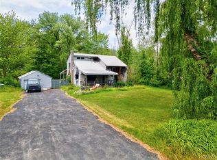 8955 Tyler Rd, Bridgeport, NY 13030