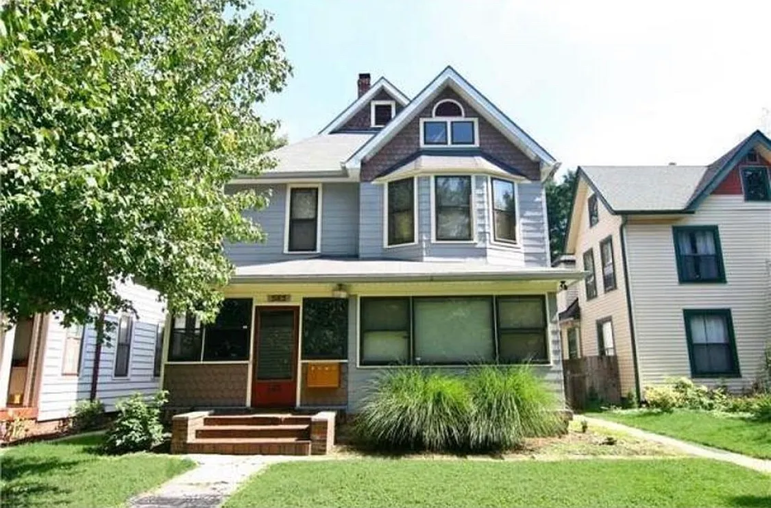 1 bed, 1000 sqft, $1,200 — Photo 1
