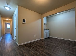 307 Main St #8, Springfield, OR 97477