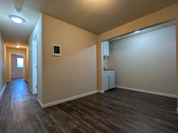 307 Main St, Springfield, OR