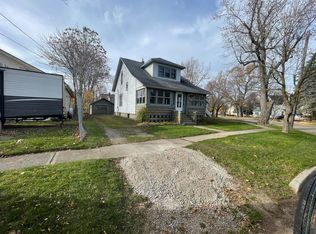203 N Pine St, Durand, MI