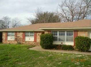 7812 Regency Ln, Fort Worth, TX 76134