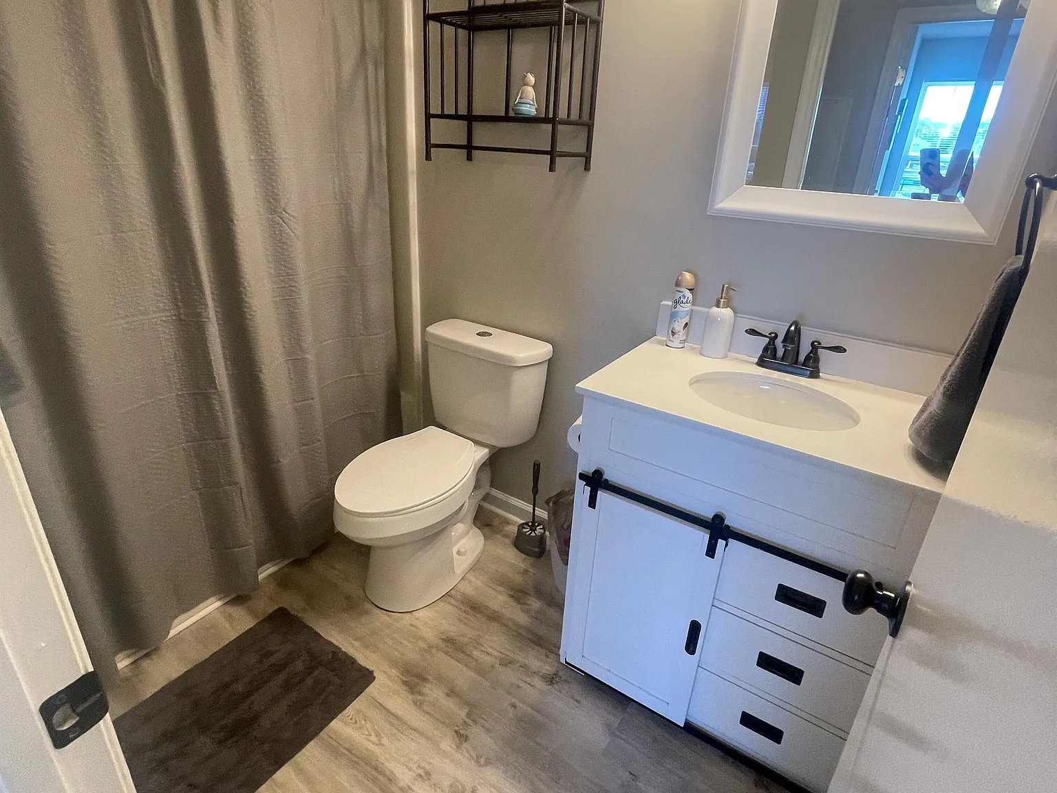 2266 Huntingdon Dr, Unit H - H — Photo 3