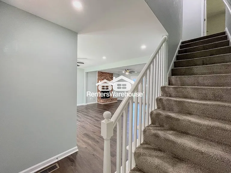 190 Devon Pl — Photo 14