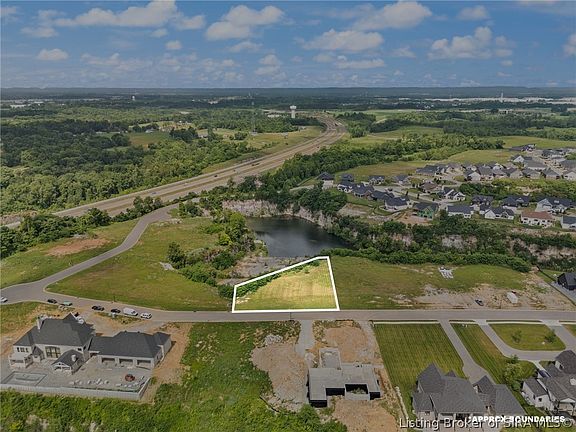 2nd image of 8009 Limestone Ridge Way