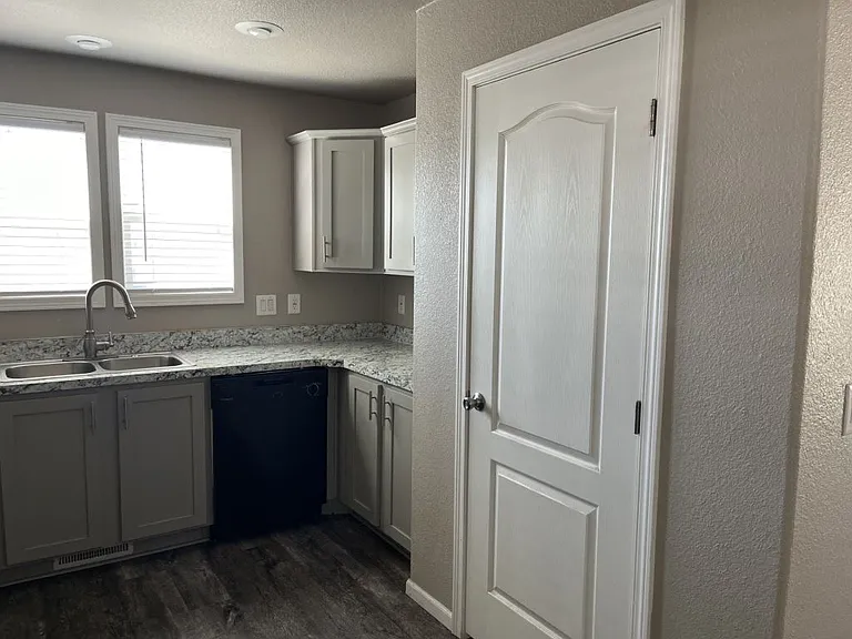 5303 E Twain Ave #83 — Photo 8