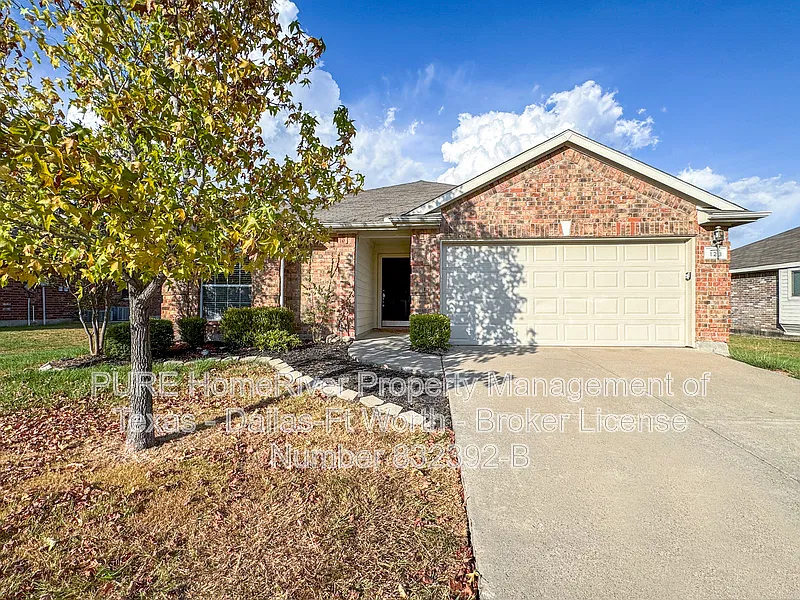 128 Redbud Dr