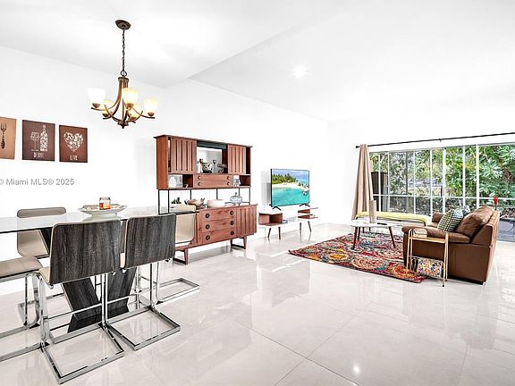 4th image of 3601 Citrus Trce #5