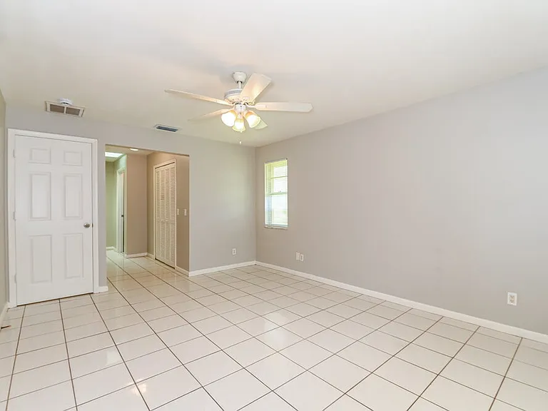 3105 SE 8th Ave — Photo 10