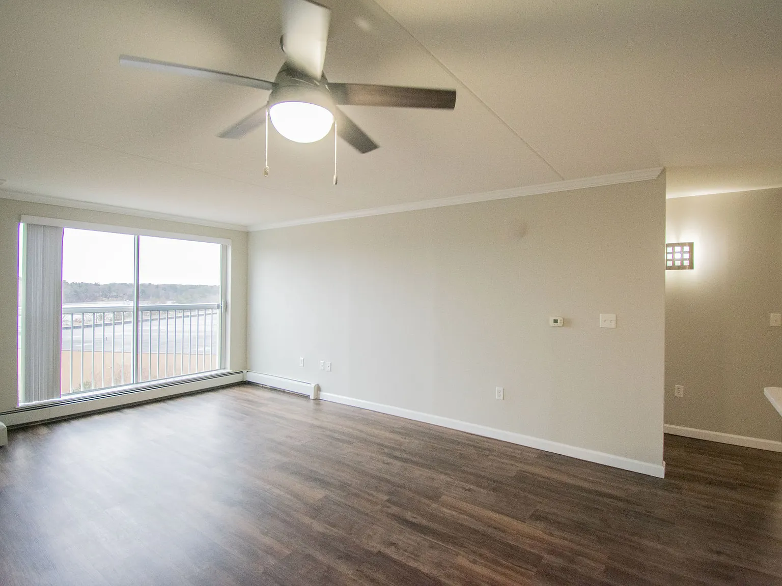 Cloverleaf Apartments — Photo 2