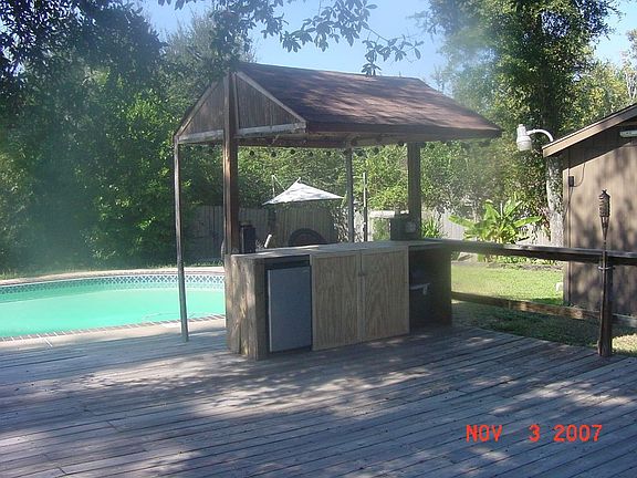 Tiki Bar on deck