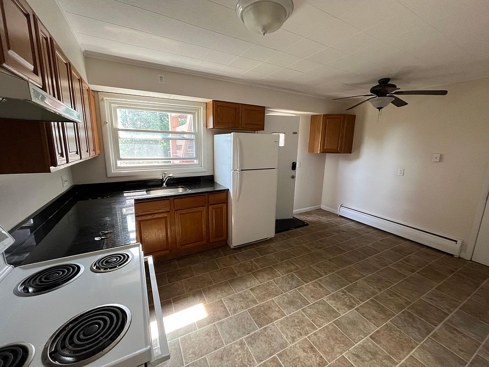 1st image of 61 Vandenburgh Ave #10