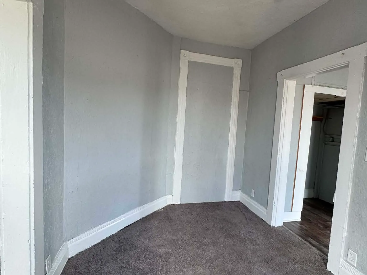 1 bed, 900 sqft, $750 — Photo 3