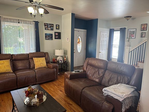 5th image of 527 Watson St
