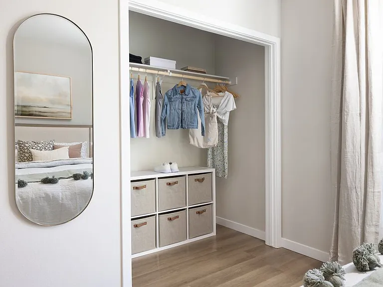 Signature Collection I 3-Bedroom Townhome Guest bedroom closet