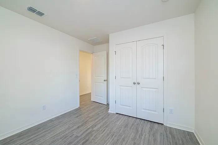 306 Judy Ln — Photo 9