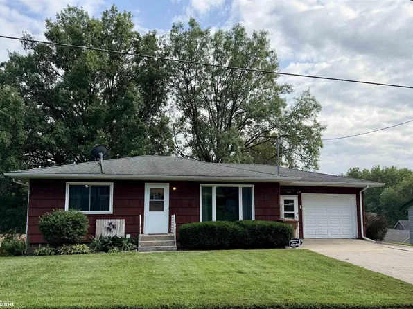 1207 N Division St, Audubon, IA 50025