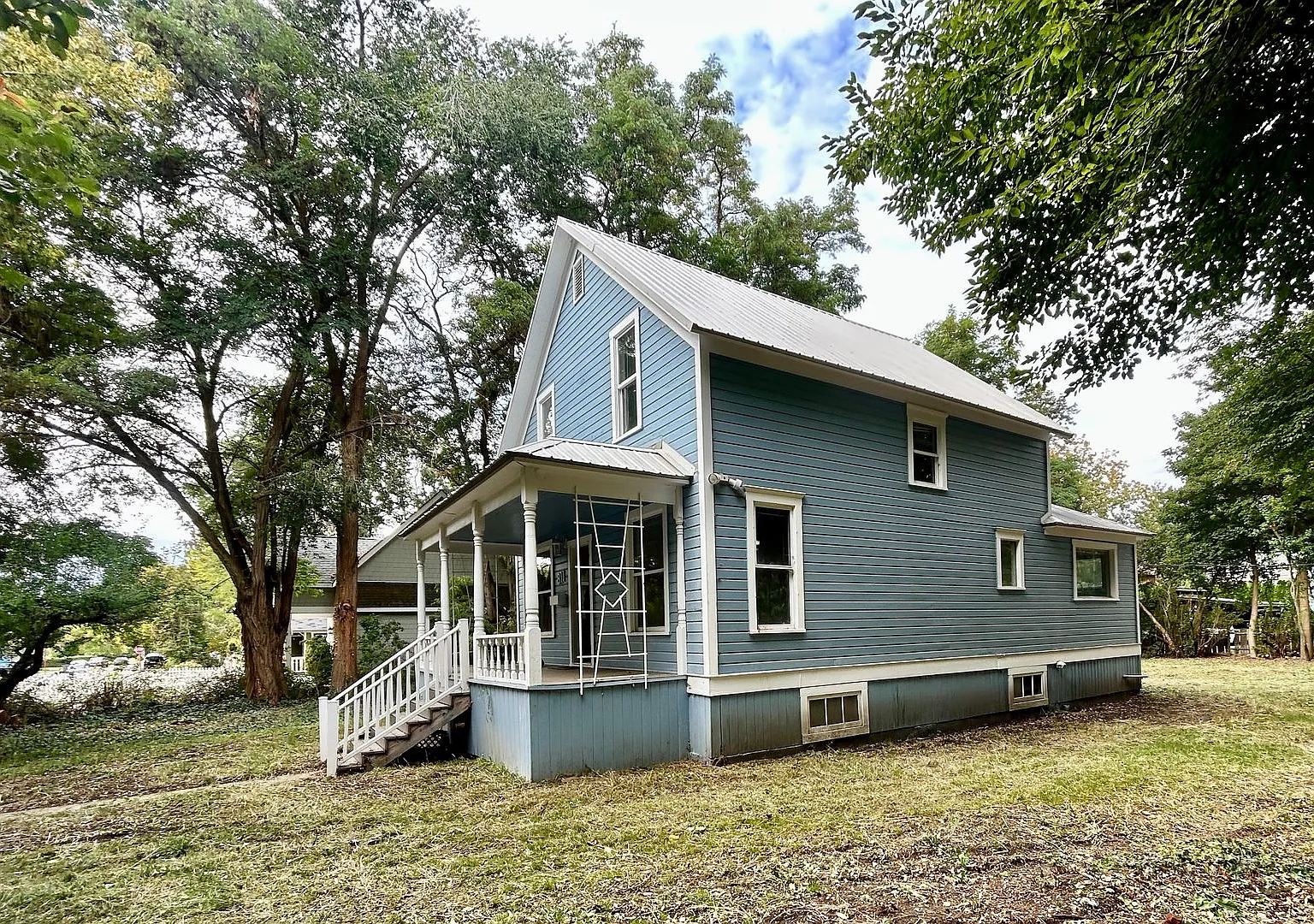 Charming Home Near Fairgrounds — Photo 1