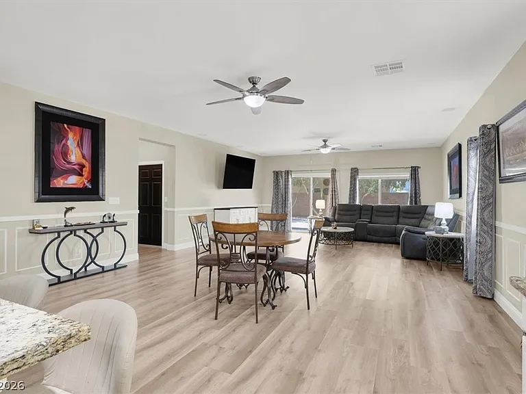 1405 Fantastic Ct — Photo 11